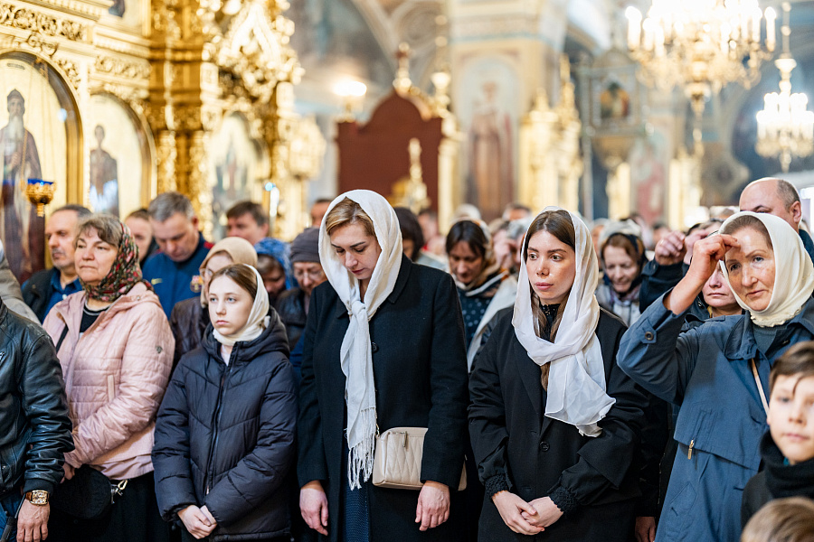 Божественная литургия и отпевание протоиерея Александра Ганабы в Троицком кафедральном соборе Подольска